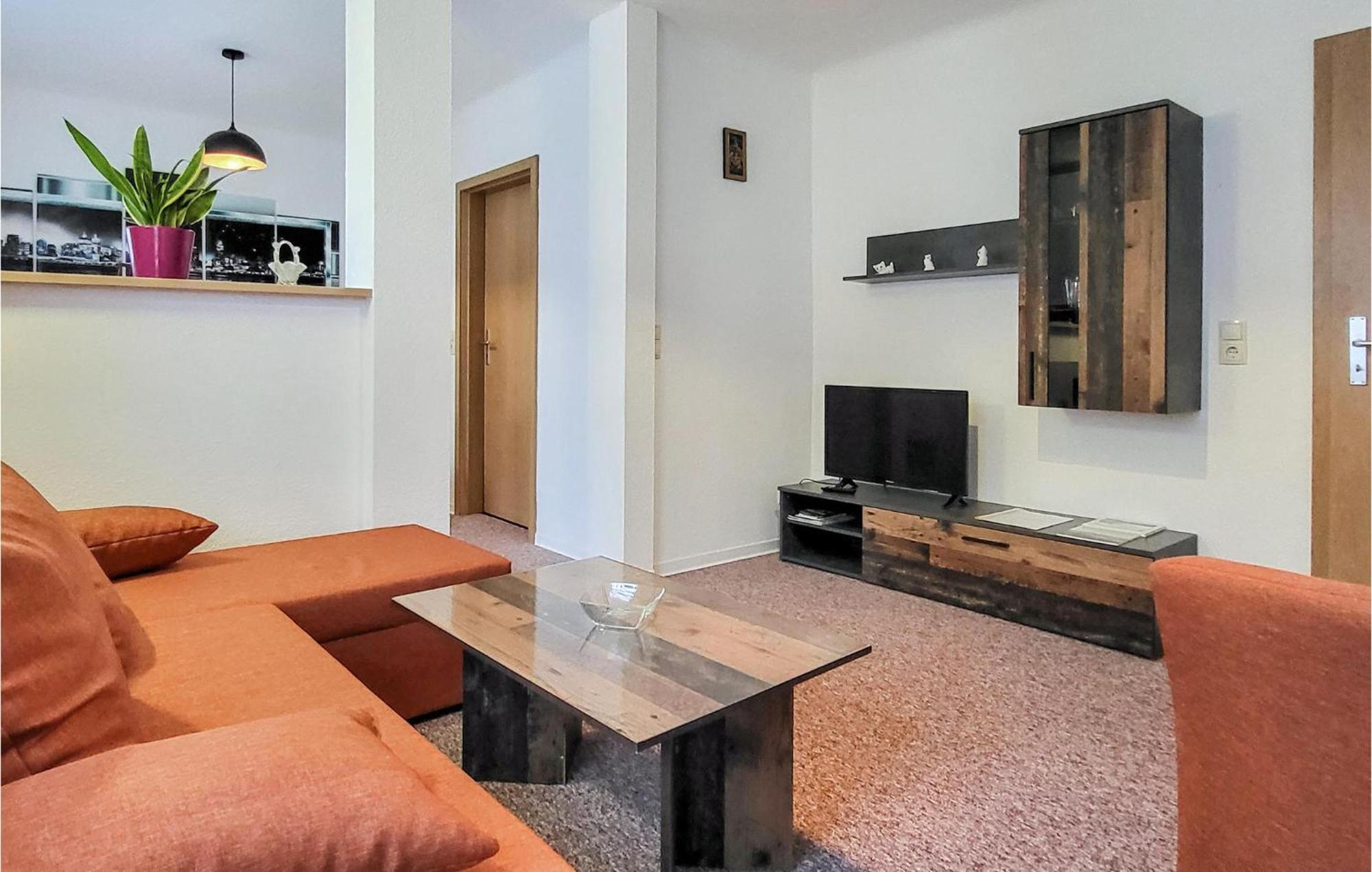 2 Bedroom Nice Apartment In Friedrichroda Exteriör bild